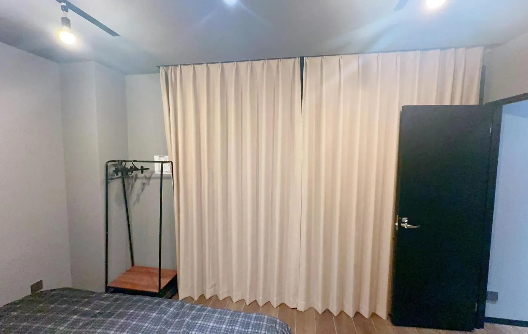 Edon Hotel Osaka 0*,